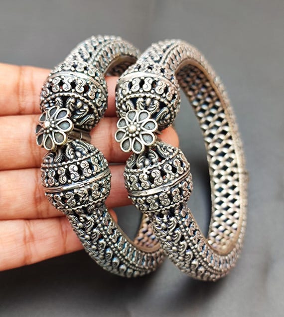 Matching Pair Floral Motif Oxidized Silver Bangle Bracelet (kada