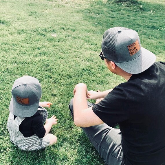 パパと子供の帽子セット、最高のパパと最高の子供のお揃いキャップ 