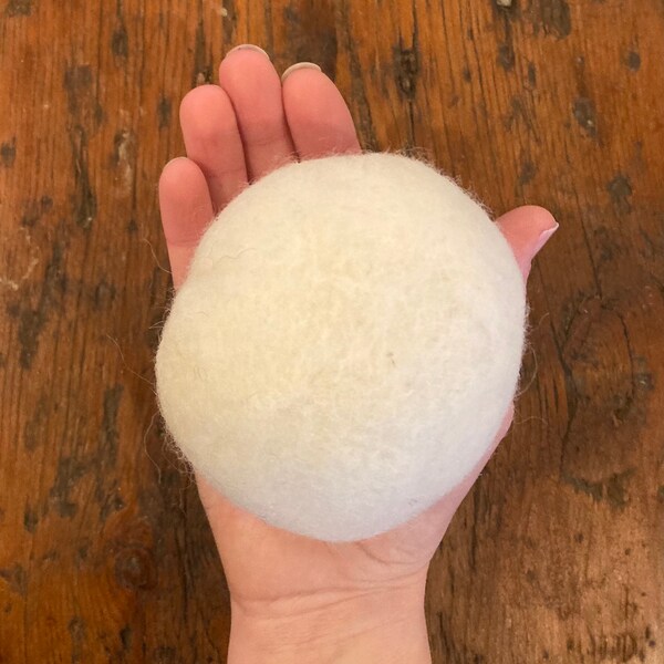 100% natural wool dryer balls