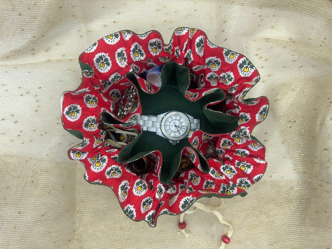 Drawstring Travel Jewelry Pouch With 8 Eyes, Bag With Multi Pocket for