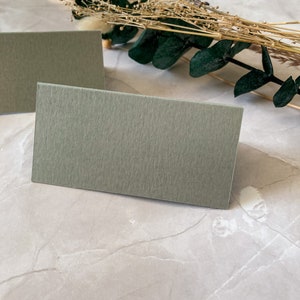 Noms de lieu de mariage vert sauge pliés vierges, mariages DIY, lot de 10 cartes, décor de table pour marque-places, cartes de lieu de mariage, décoration de poule