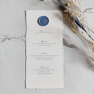 Menu de table de mariage, décoration de mariage sur la plage, couvert de cachet de cire, mariage blanc et bleu, marque de lieu de douche nuptiale