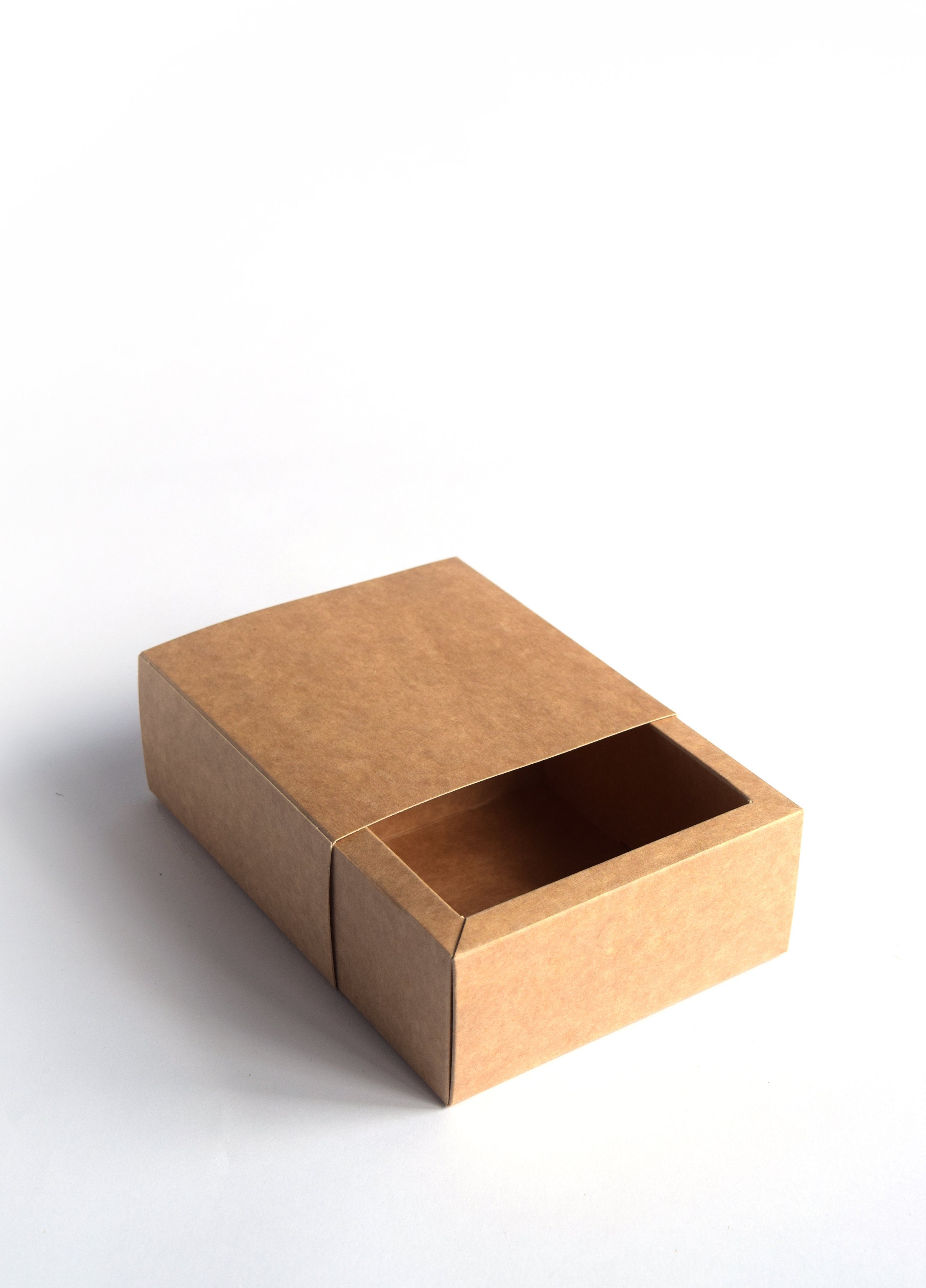 50 boîtes coulissantes en papier Kraft, boîtes d'emballage de produit de  tiroir en carton brun, boîte d'emballage cadeau, boîtes d'emballage  d'accessoires - Etsy France