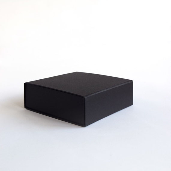 30 Black Magnetic Boxes With Snap Closure, Best Man Gift Box