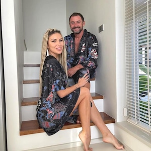 Boho czarno-niebieski jedwabny szlafrok kimono dla mężczyzn ~ Jedwabny szlafrok ~ Szlafrok kąpielowy lub komplet piżamowy ~ Strój Burning Man zdjęcie 5
