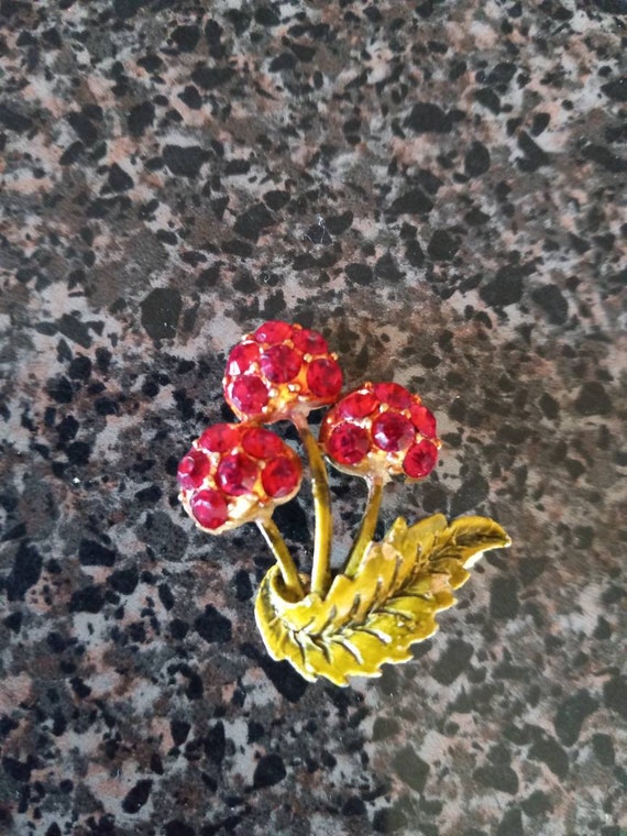 Vintage Mamselle Brooch Etsy