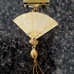 Vintage Japan signed Asian Fan Brooch/Pin