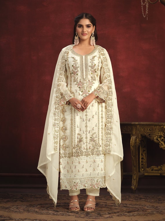 White dress pakistani clearance salwar kameez