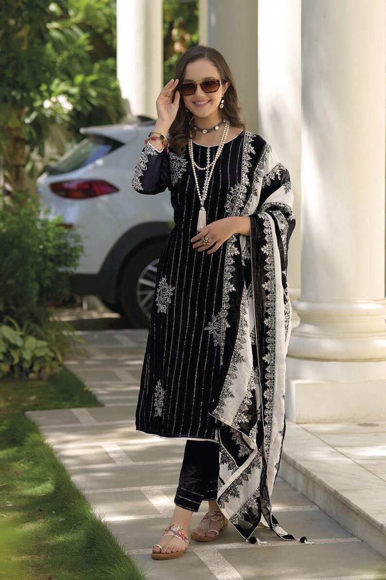 Black Heavy Organza Pakistani Fancy Salwar Suit, Stylish Pakistani Pant Suit, Fancy Embroidered Sequin Salwar Kameez Suit Pakistani Eid Suit Choice - 2