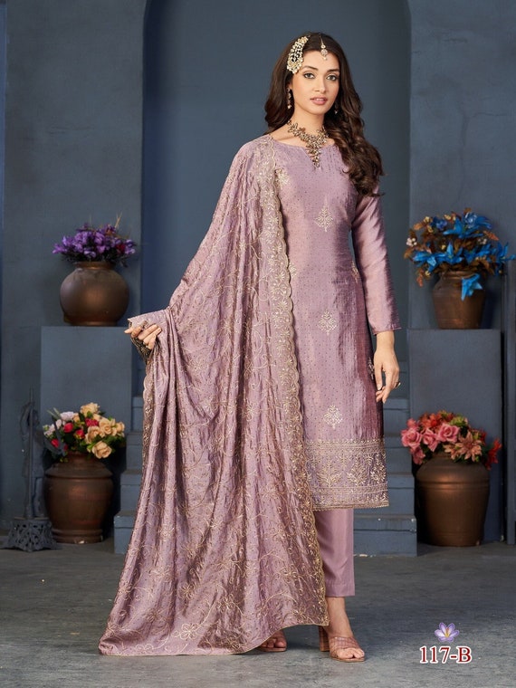 Georgette Wedding Salwar Kameez in Purple and Violet with Lace work |  Wedding salwar kameez, Dress materials, Salwar kameez