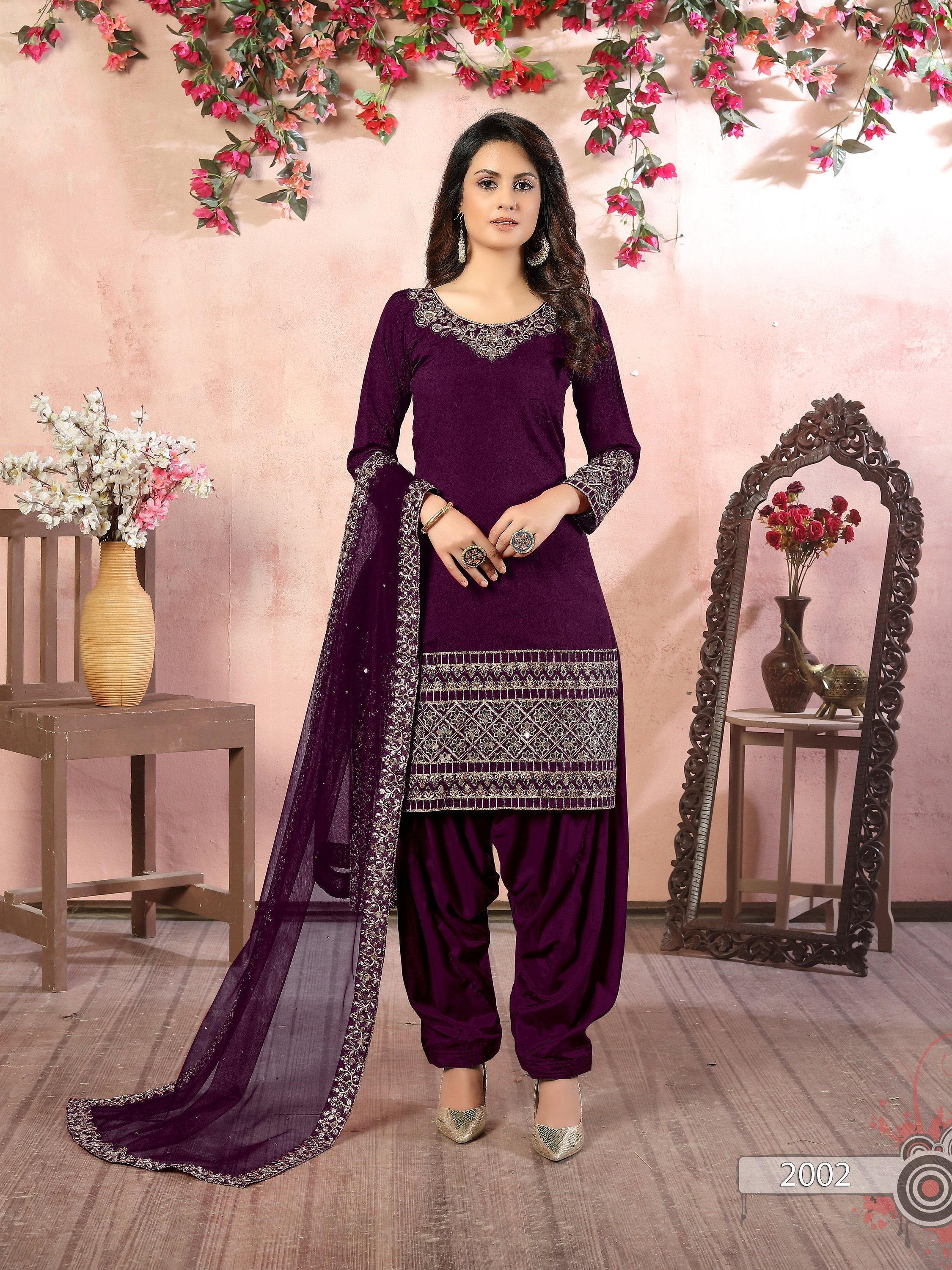 Punjabi suit silk deals