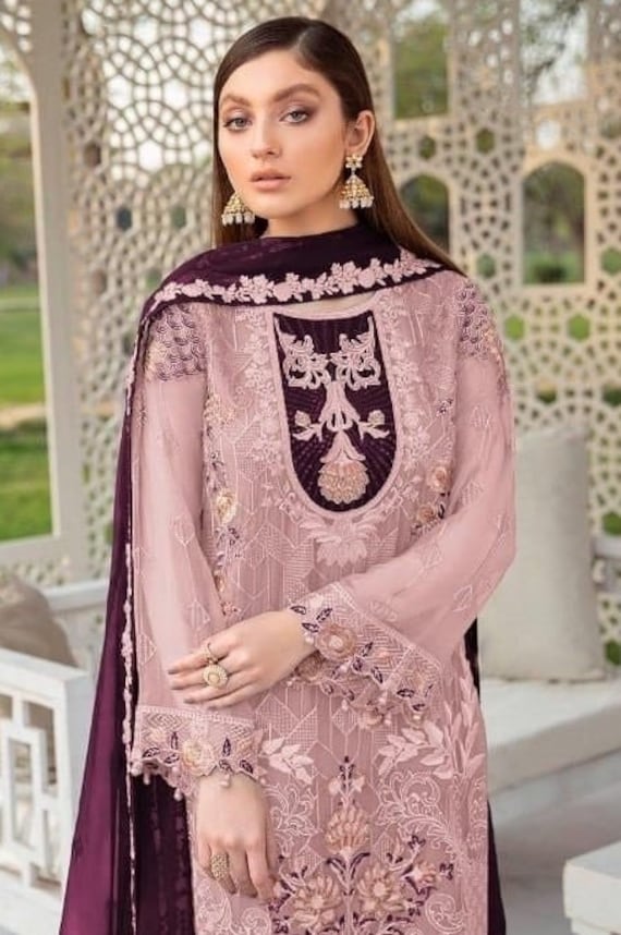 Latest 50 Bridal Suits With Heavy Dupatta Designs (2023) - Tips and Beauty  | Pakistani fancy dresses, Designer dresses casual, Bridal dress design