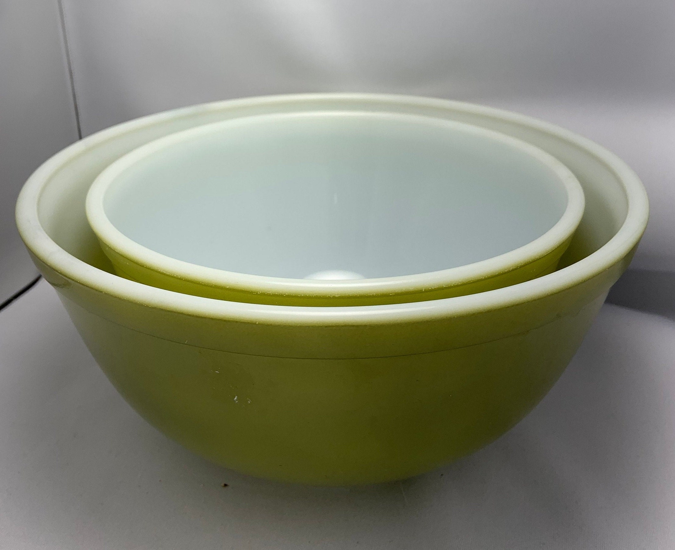 Vintage Green Pyrex Bowls 2.5 Qt and 1.5 Qt Set of 2 Etsy
