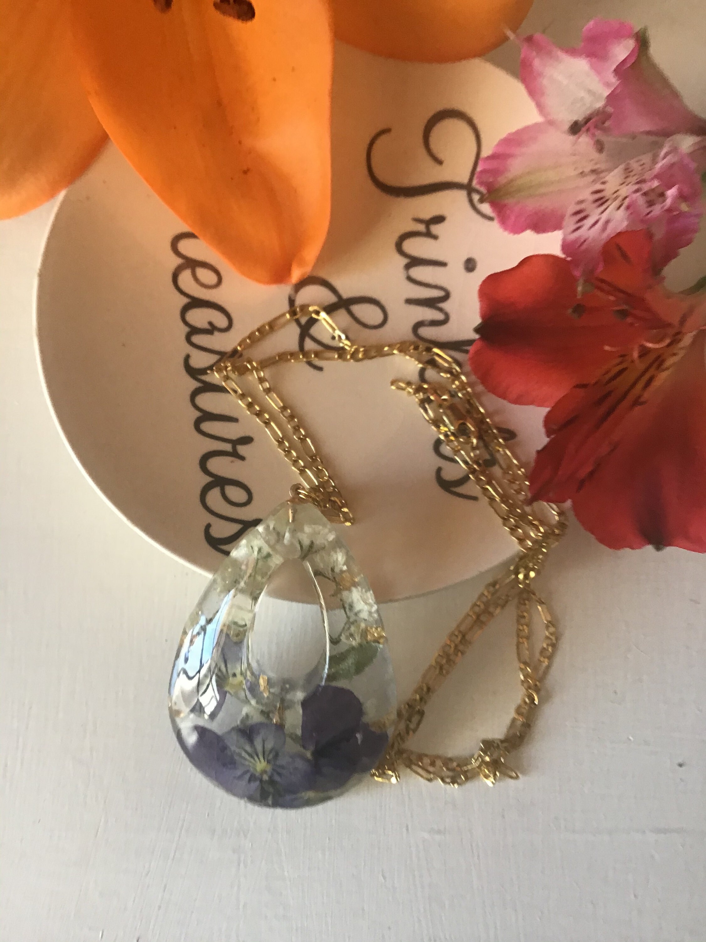 Handmade Pansy resin pendant real dried flowers necklace. Etsy