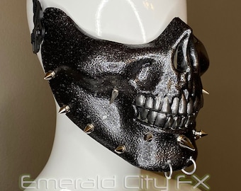 Post-Apocalyptic Punk Skull Face Mask with Spikes for Halloween, Haunted House & Cosplay
