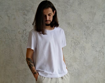 Linne-t-shirts herr, HERRLINNESKJORTA, Vit linne-t-shirt, Naturlig lin-t-shirt, Linneskjorta herr, Ekologisk herrskjorta, Sommarskjorta, Enkelskjorta