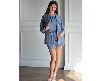 Women linen 3-piece suit. Loose shorts, Spaghetti strap top and kimono jacket. Light summer suit.