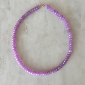 Collar perfecto con gema púrpura