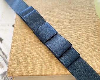 Fiocco piatto blu navy scintillante / Fiocco a singolo o doppio anello blu navy e oro scintillanti / Elegante fiocco per decorare inviti di nozze e articoli di cancelleria.