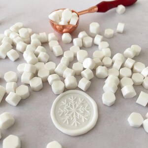 Contas de cera para lacre em branco brilhante | Contas de cera em formato de coração para fazer lacres de cera | Rende de 10 a 15 lacres | Sem plástico e biodegradável