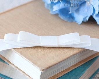 Flat Bow in Ivory | Single or Double Loop Elegant Bow in Off White Satin | Perfect for Decorating Wedding Invitations, Stationery etc.