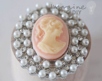 Cameo Pearl | Large cameo embellishment with pearl border | Vintage Style Cameo Decoration in Pink with Pearls