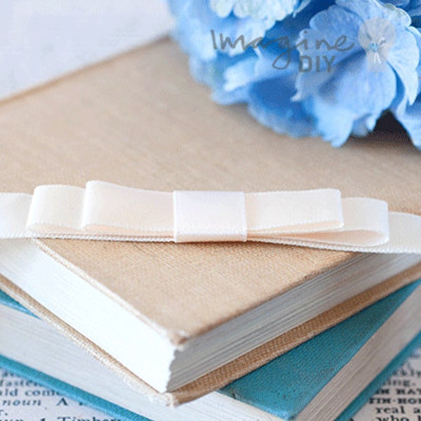 Flat Bow in Cream | Single or Double Loop Satin Bow | Elegant Bow for Decorating Wedding Invitations, Stationery, Gift Wrap and more