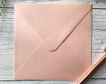 Blush Pink Briefumschläge - 16 cm | 10 quadratische Briefumschläge in Blush Rosa | Einladung Umschläge | Diamantklappe | Hochwertige Umschlage für Einladungen
