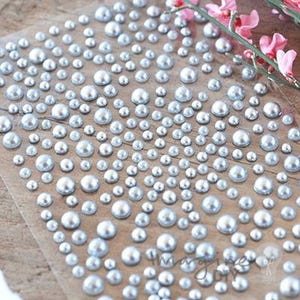 Zelfklevende parels: zilver en tin | Peel-off parelstickers | Stick-on parels, gemengde maten