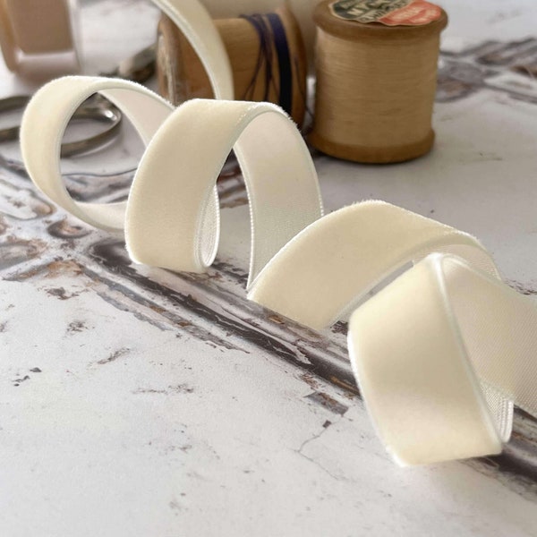 3 Meter Roll of Ivory Velvet Ribbon | Luxury Velvet Ribbon available in 3mm, 6mm, 9mm, 16mm, 25mm and 38mm width