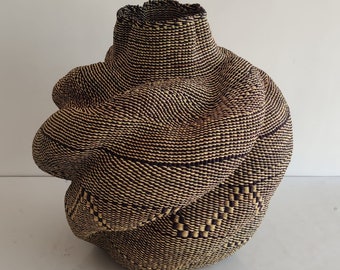 Bolga basket, flower Pot basket, Pot basket,  African basket, Bolgatanga Baskets, Storage basket, Gift basket, Made in Ghana