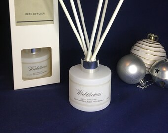 Reed diffuser homemade tobacco and vanilla white glass with silver lid white reeds fibre with white gift box with free delivery