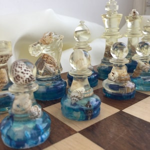 Standars size set and FREE board, custom made - Ocean inspired chess set with seashells, Natural flowers and ferns, Chess pieces and Board
