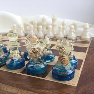 Standars size set and FREE board, custom made - Ocean inspired chess set with seashells, Natural flowers and ferns, Chess pieces and Board