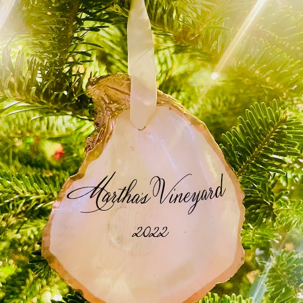 Personalized  Shell Ornament, Oyster Shell Gifts tags,  Oyster Ornament, Christmas Ornaments, Holiday Ornaments, Oyster Art