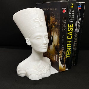 Nefertiti Egyptian Statue Bookend / 3D printed