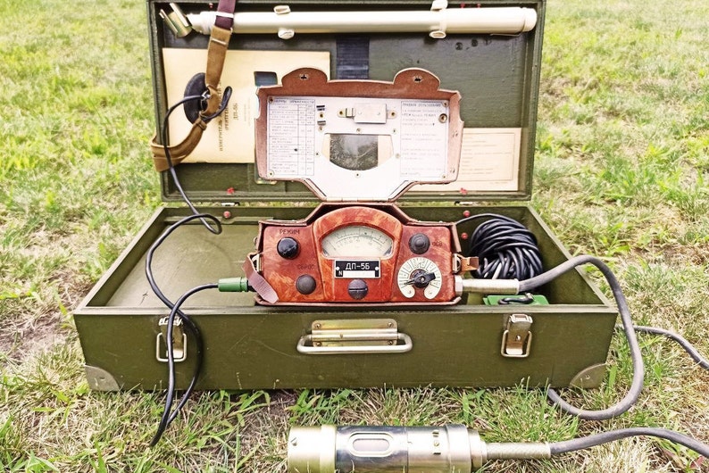 Vintage Military Geiger Counter Dosimeter DP5V in wooden Box Etsy