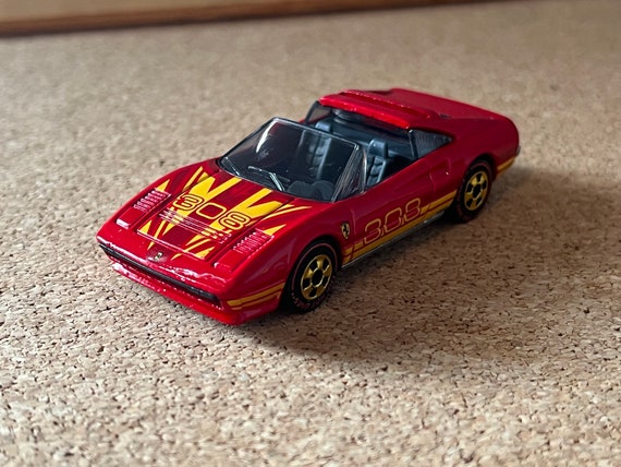 Hot Wheels Ferrari Racer 308 GTS QUATTROVALVOLE Dark Red old
