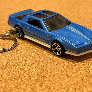 PONTIAC 1984 Firebird Trans Am Keychain Blue in Color Hot Wheels