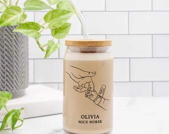 Personalized NICU Nurse Glass Can Cup – 16 oz Coffee Cup with Lid & Straw – Neonatal Nurse Gift, Custom Baby RN Iced Glass