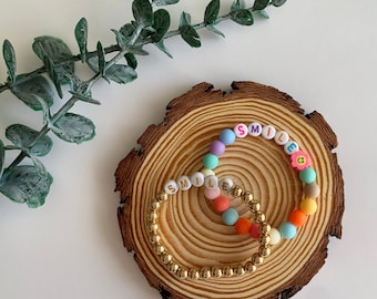 Bransoletki z koralików dla nauczycieli