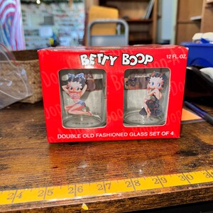 Set of 4 New Old Stock Pinup Betty Boop Old Fashioned Glasses