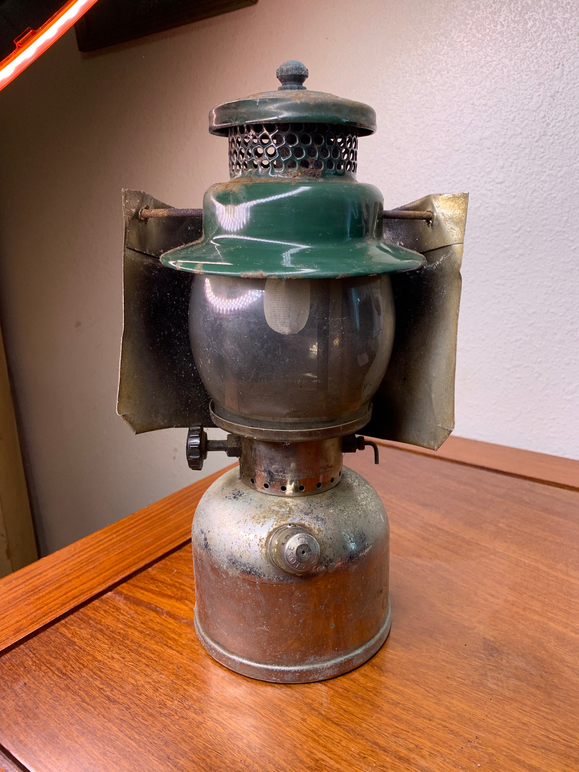Antique Coleman Lantern for sale Only 4 left at 70