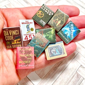 miniature dollhouse books
