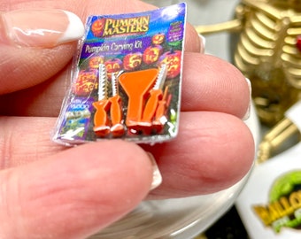 Miniature Halloween pumpkin carving kit