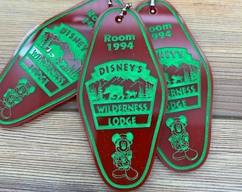 Wilderness Lodge Resort Keychain, Vintage Hotel Keychain, Disney Gifts