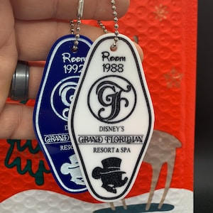 Grand Floridian Schlüsselanhänger, Vintage Hotel Schlüsselanhänger, Disney Fan Geschenk