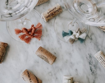 Set of 6 Wine Charms, Boho Wine Charms, Wine Gifts, Wine Glass Markers, Wine Charm Set, Wedding Favor, Bridal Shower Gift, Macrame Wine