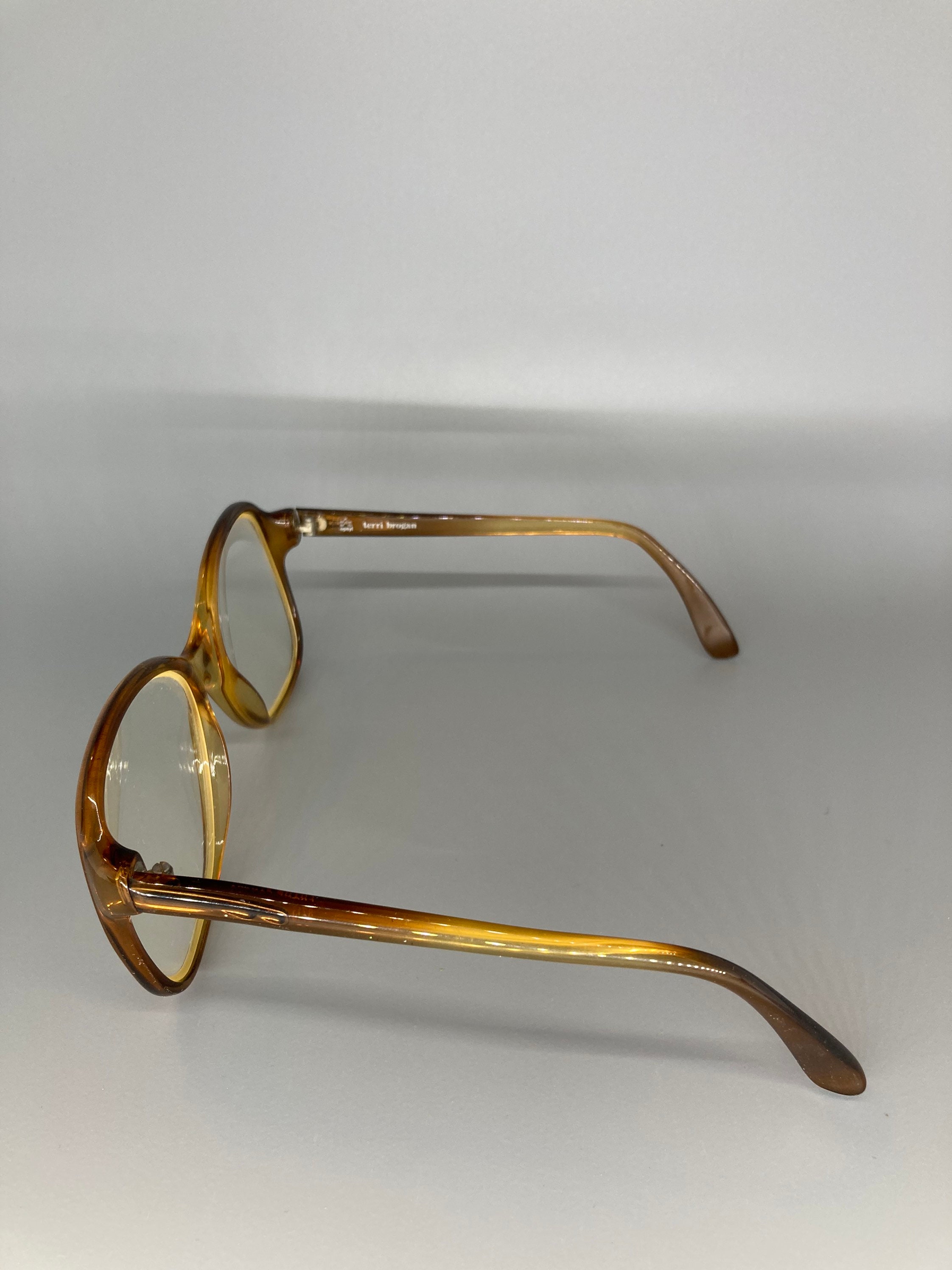Lunettes Vintage Terri Brogan Modèle 8616 10 - Monture Ovale Brun Titane, Neuves NOS