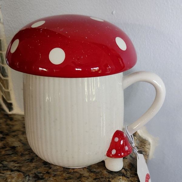 Blue Sky  Ceramic Red & White Polka Dot Mushroom Ceramic Coffee/Tea Mug